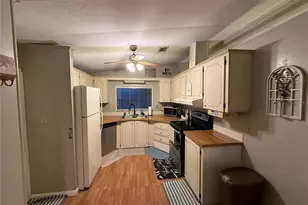 101 Cypress Rd, Wildwood, FL 34785 - Photo 4