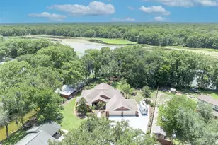 4885 Cr 307, Lake Panasoffkee, FL 33538 - Photo 2