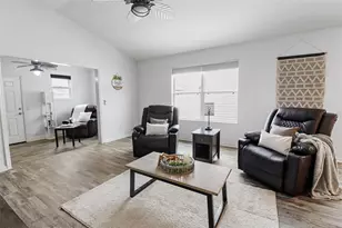 2264 Wayland St, The Villages, FL 32162 - Photo 6
