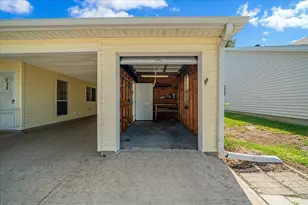 1133 Del Toro Dr, Lady Lake, FL 32159 - Photo 36