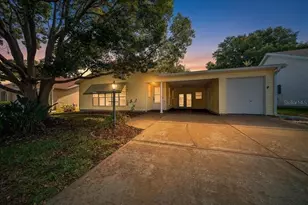 1133 Del Toro Dr, Lady Lake, FL 32159 - Photo 2