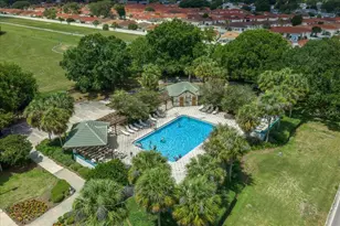 1133 Del Toro Dr, Lady Lake, FL 32159 - Photo 56