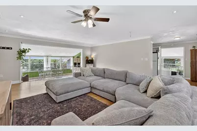 1811 Hilltop Drive, Mount Dora, FL 32757 - Photo 14
