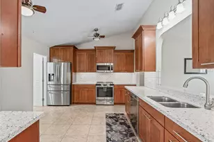 12115 SE 176th Loop, Summerfield, FL 34491 - Photo 10