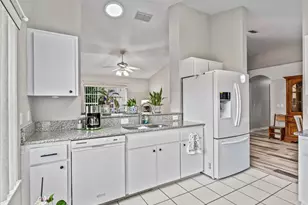 17424 SE 111th Ave, Summerfield, FL 34491 - Photo 12