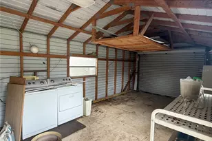 2301 E Warm Springs Ave, Coleman, FL 33521 - Photo 30