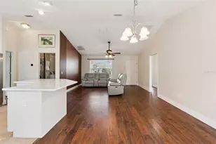 1575 Hollyberry Pl, The Villages, FL 32162 - Photo 12