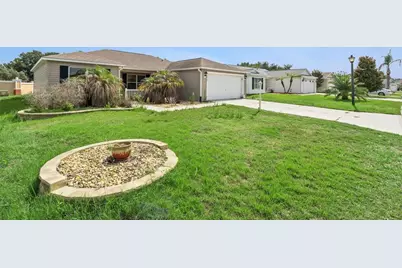 1575 Hollyberry Place, The Villages, FL 32162 - Photo 6