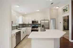 1575 Hollyberry Pl, The Villages, FL 32162 - Photo 20