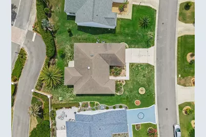 1575 Hollyberry Place, The Villages, FL 32162 - Photo 38