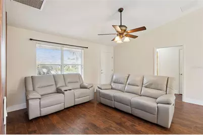 1575 Hollyberry Place, The Villages, FL 32162 - Photo 16