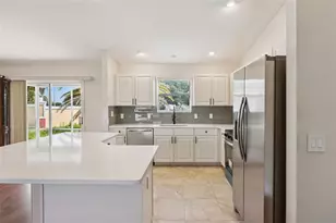 1575 Hollyberry Pl, The Villages, FL 32162 - Photo 20