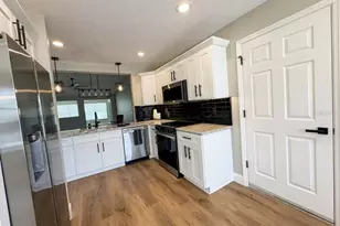 2264 Margarita Dr, The Villages, FL 32159 - Photo 4