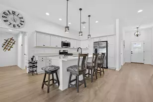 6695 Garner Path, The Villages, FL 34762 - Photo 8