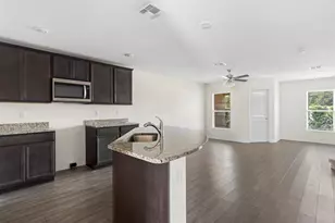 1730 Wynford Cir, Tavares, FL 32778 - Photo 6