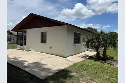 1141 County Road 457, Lake Panasoffkee, FL 33538 - Photo 8