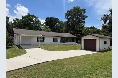 1141 County Road 457, Lake Panasoffkee, FL 33538 - Photo 1