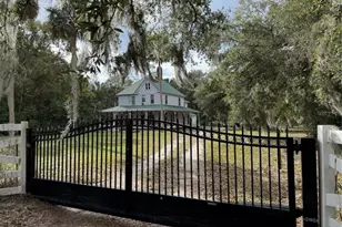110 N Volusia Ave, Pierson, FL 32180 - Photo 4