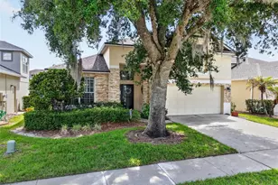 8051 St James Way, Mount Dora, FL 32757 - Photo 2
