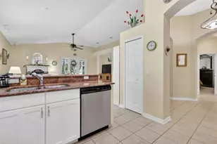 8051 St James Way, Mount Dora, FL 32757 - Photo 16