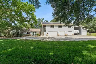 15749 Arabian Way, Montverde, FL 34756 - Photo 2