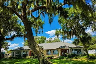 1341 W Lakeshore Dr, Clermont, FL 34711 - Photo 2