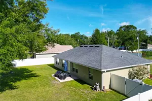 8580 SE 163rd Ln, Summerfield, FL 34491 - Photo 4
