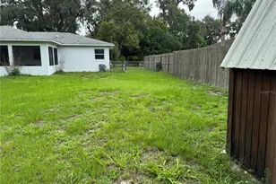 316 N Westwood St, Bushnell, FL 33513 - Photo 2