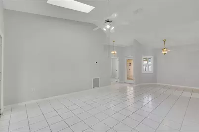 701 Glen Oaks Drive, Leesburg, FL 34748 - Photo 18