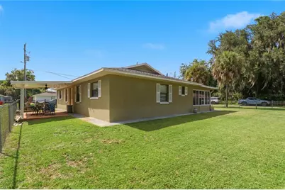 1381 Cr 446A, Lake Panasoffkee, FL 33538 - Photo 10