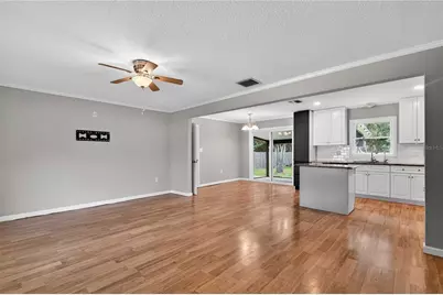27638 Lisa Drive, Tavares, FL 32778 - Photo 4