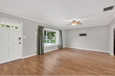 27638 Lisa Drive, Tavares, FL 32778 - Photo 16