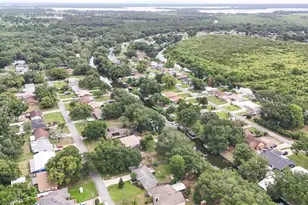 27638 Lisa Dr, Tavares, FL 32778 - Photo 42