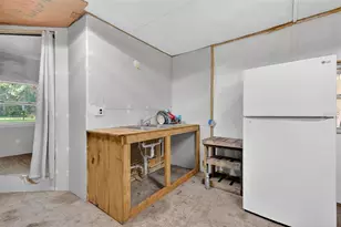 24301 Jefferson St, Astatula, FL 34705 - Photo 22