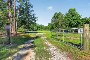 24301 Jefferson St, Astatula, FL 34705 - Photo 26