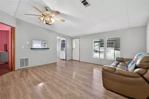 24301 Jefferson St, Astatula, FL 34705 - Photo 14