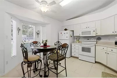 25110 Bellevue, Leesburg, FL 34748 - Photo 6