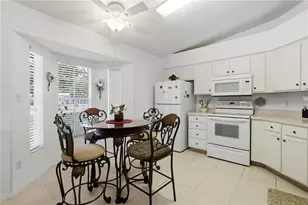 25110 Bellevue, Leesburg, FL 34748 - Photo 6