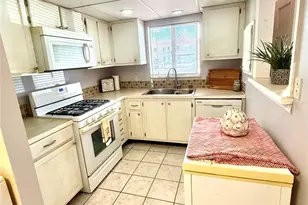 1100 Martinique Dr, Winter Haven, FL 33884 - Photo 6
