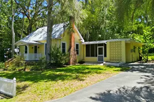 236 Pryor St, Brooksville, FL 34601 - Photo 2