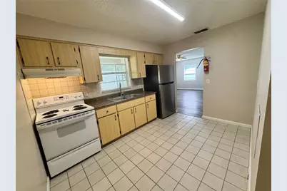 1001 Crawford Street, Leesburg, FL 34748 - Photo 4