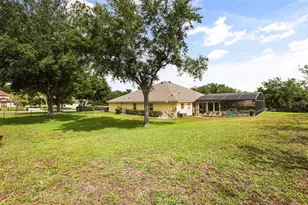 24023 Weldon Dr, Eustis, FL 32736 - Photo 40