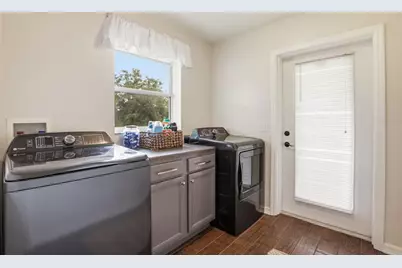 24023 Weldon Drive, Eustis, FL 32736 - Photo 20
