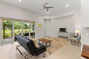5090 Greens Dr, Lady Lake, FL 32159 - Photo 10