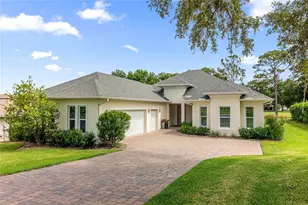 5090 Greens Dr, Lady Lake, FL 32159 - Photo 1