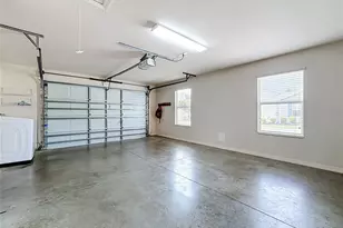2565 Lindewood St, The Villages, FL 32163 - Photo 40