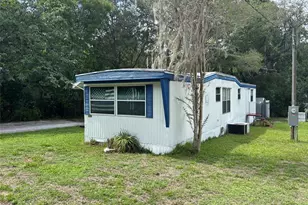 10945 SE 132nd Pl, Ocklawaha, FL 32179 - Photo 2