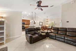 10907 Key Lime Dr, Clermont, FL 34711 - Photo 8