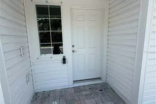 2575 6th Ave Dr E, Bradenton, FL 34208 - Photo 2