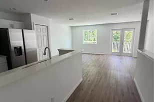 2575 6th Ave Dr E, Bradenton, FL 34208 - Photo 6